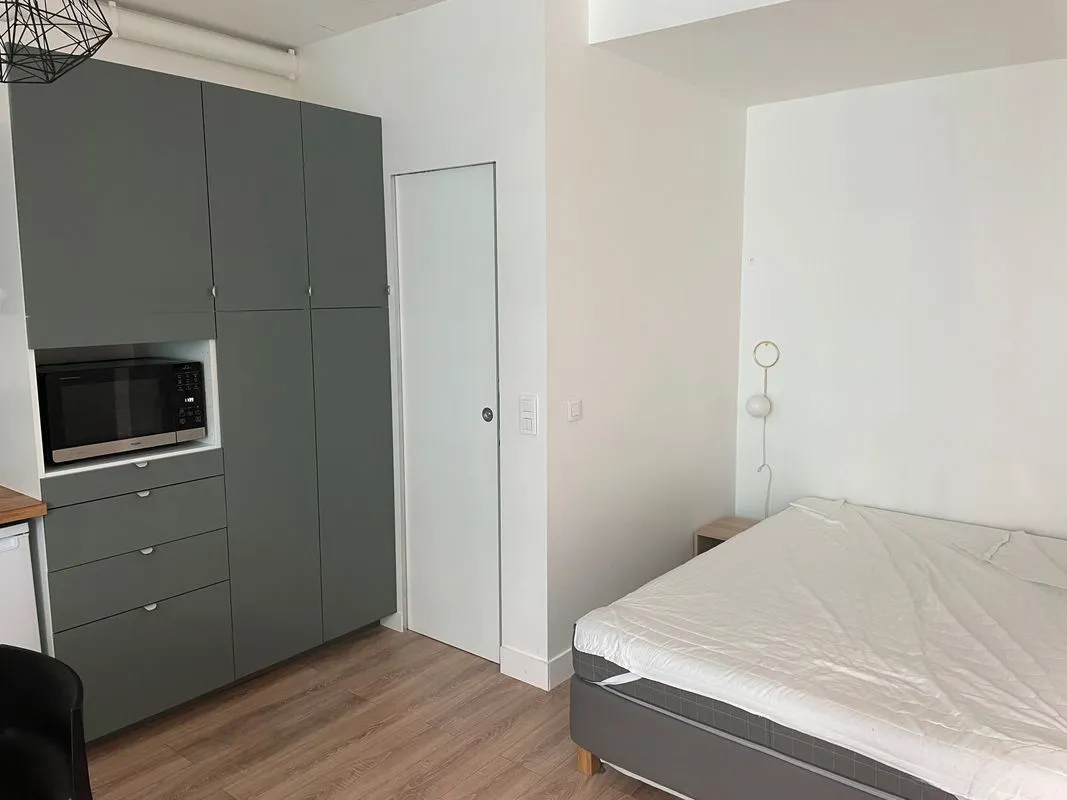 Location Levallois-Perret Appartement 6a0afa31d805