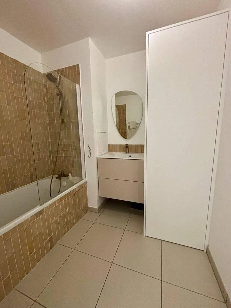 Location Clichy Appartement 6a0b13506bc7