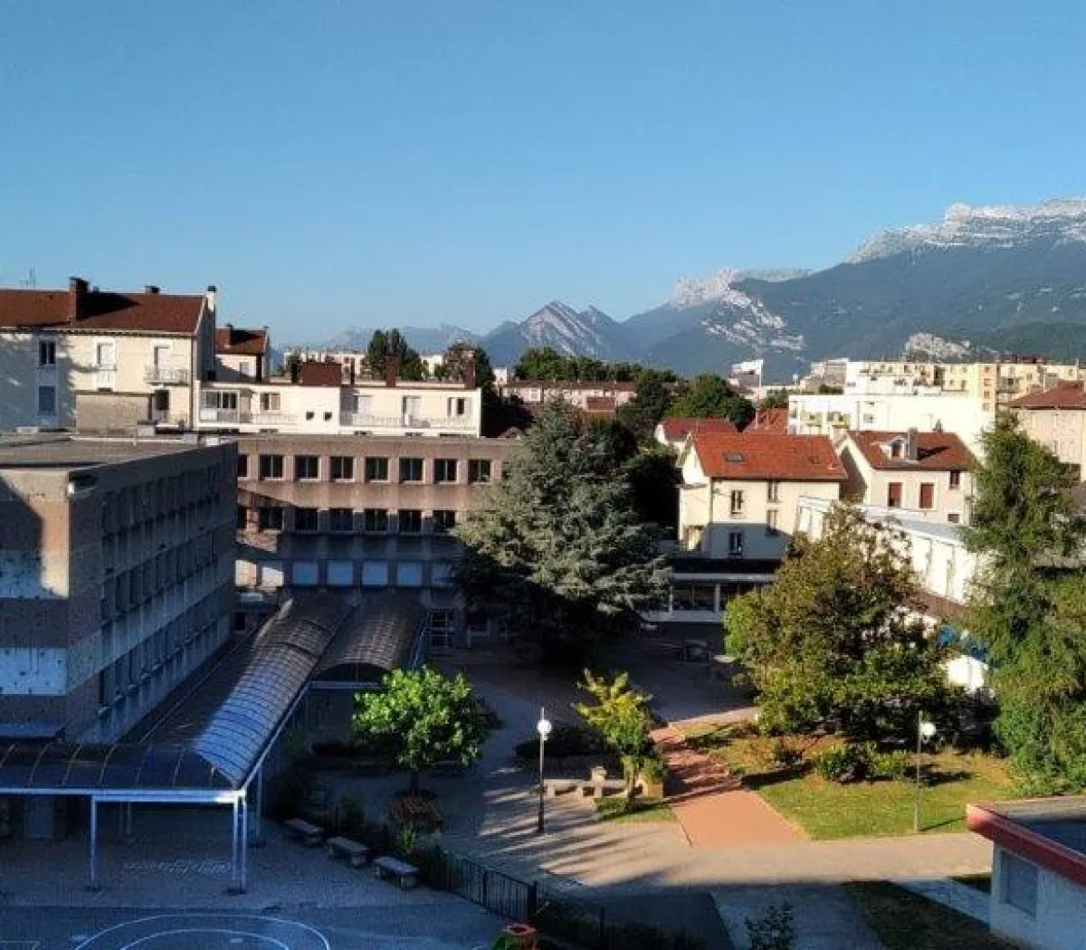 Location Grenoble Appartement 6a0c147f4d96
