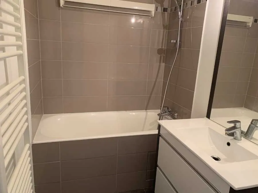 Location Paris Appartement 6a1074b2410f