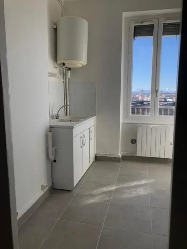 Location Lyon Appartement 6a11ea8cf19d