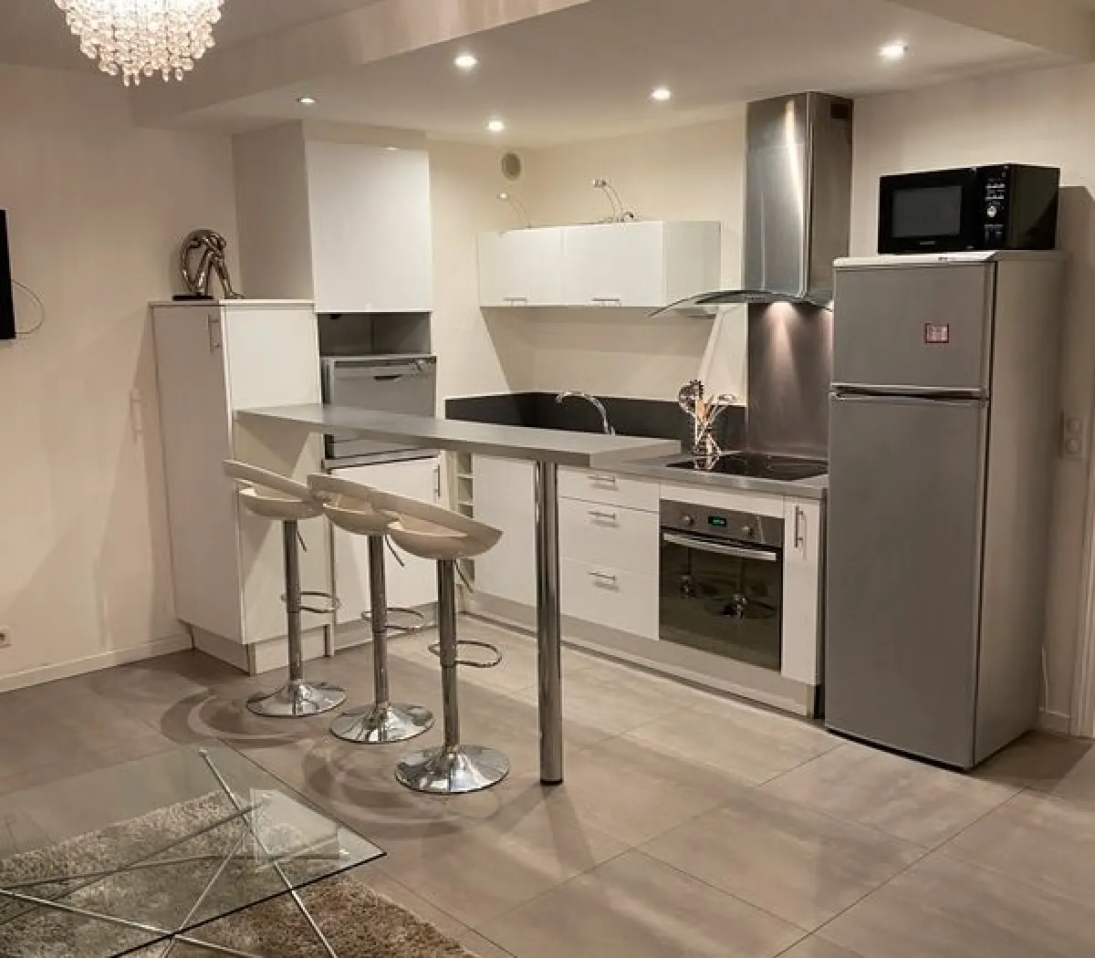 Location Nice Appartement 6a12e176ece6