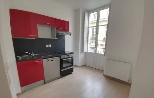 Location Bordeaux Appartement 6a130c406e92