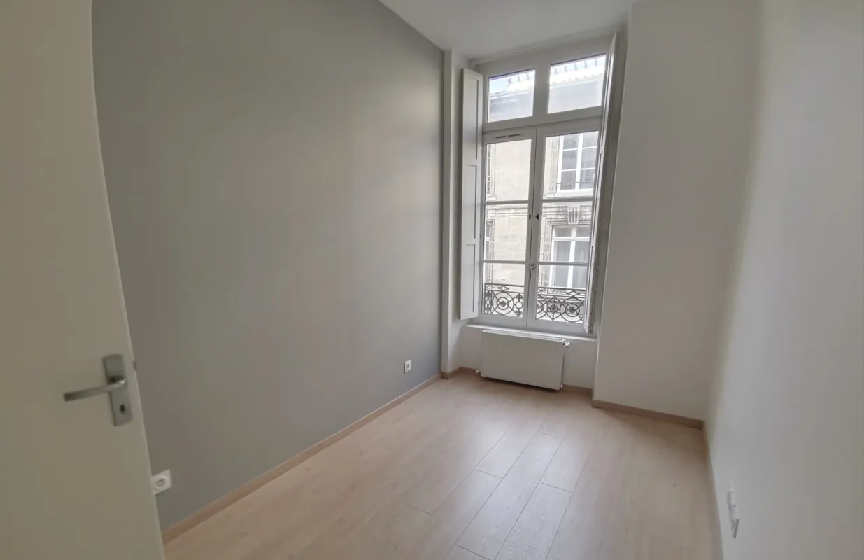 Location Bordeaux Appartement 6a130c406e92