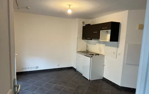 Location Nice Appartement 6a1415cd085a