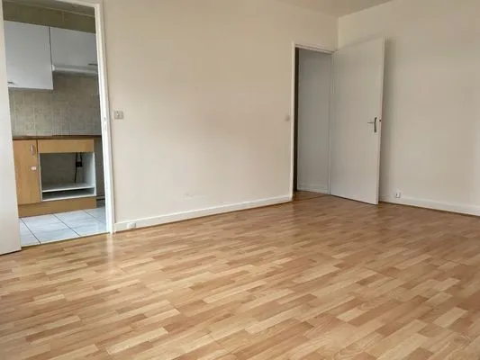 Location Paris Appartement 6a14d1cd44f7