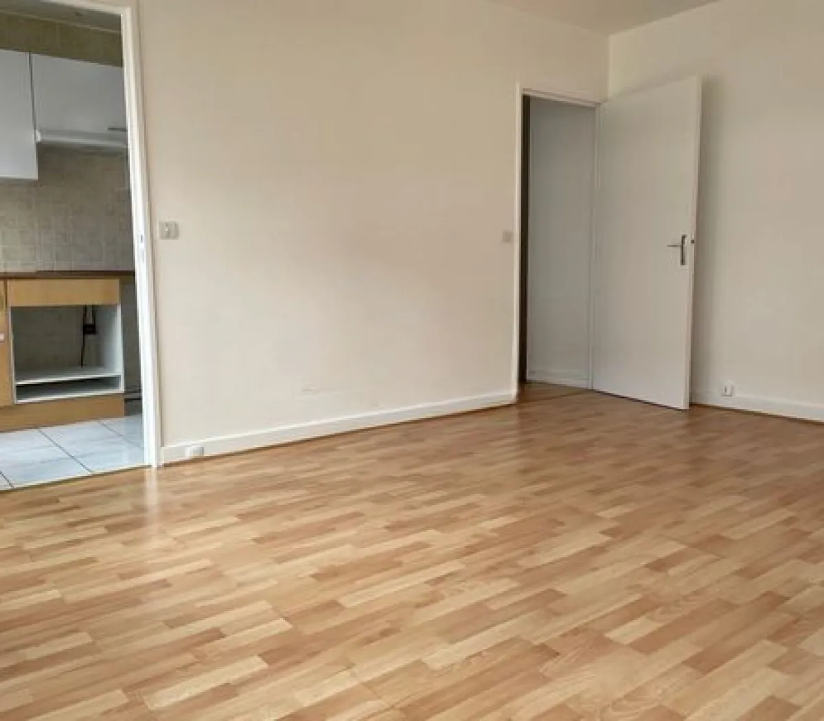 Location Paris Appartement 6a14d1cd44f7