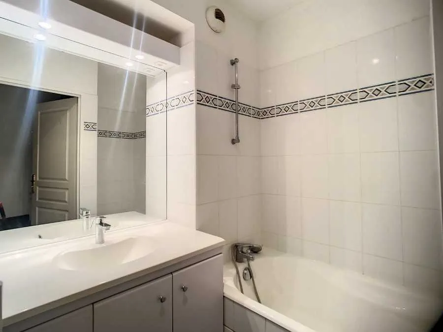 Location Levallois-Perret Appartement 6a15a098b4ce