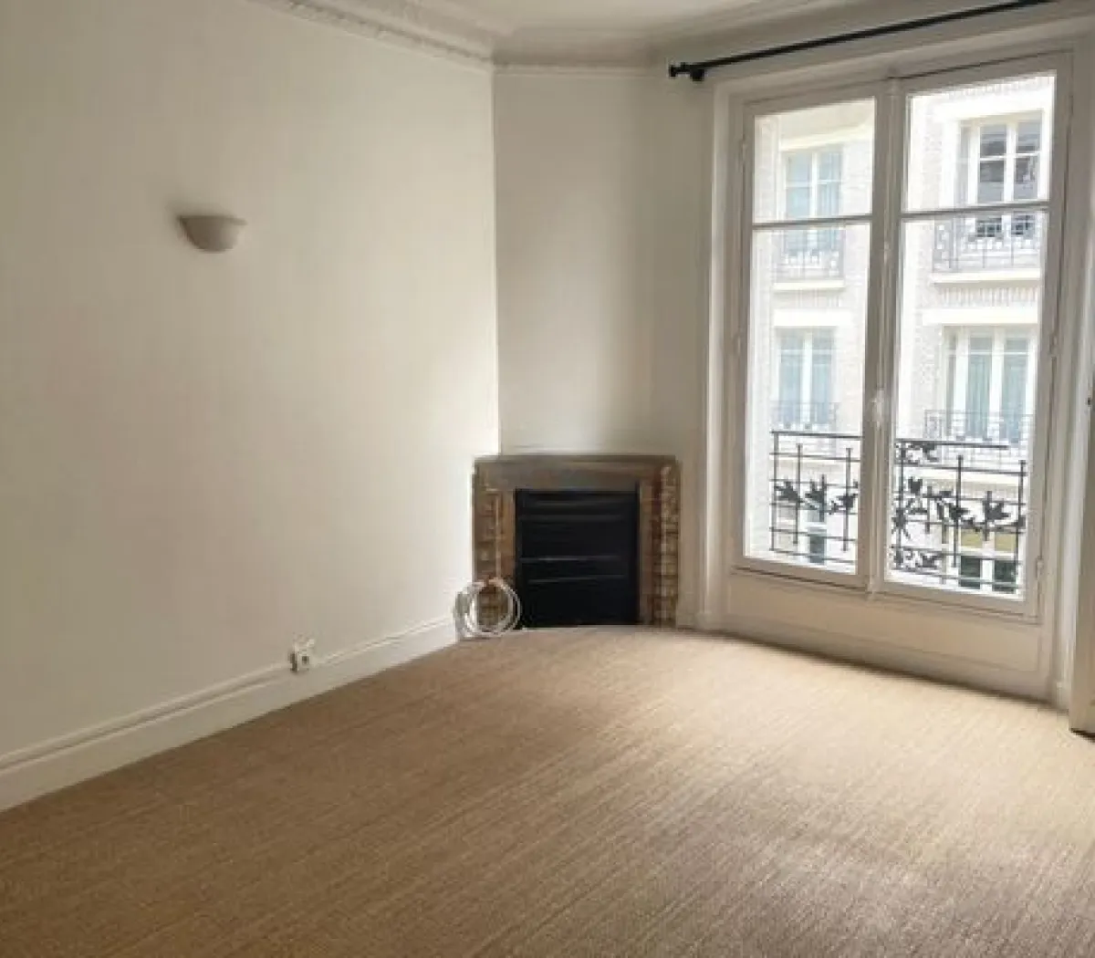 Location Paris Appartement 6a160a5f3527