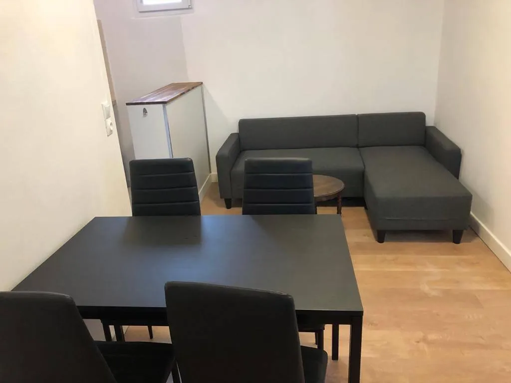 Location Paris Appartement 6a16e99f1507