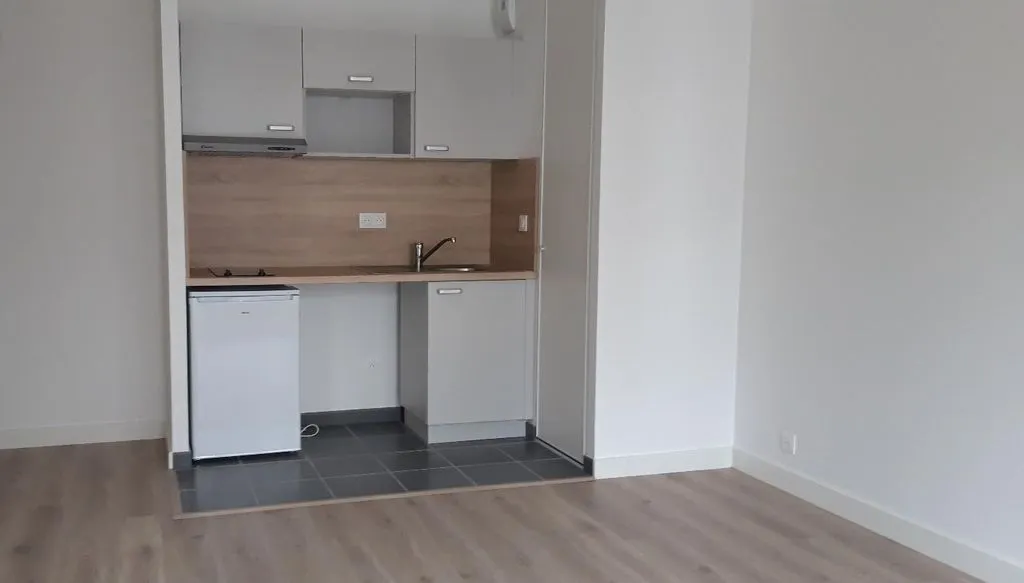 Location La Garenne-Colombes Appartement 6a1777a0b2d7