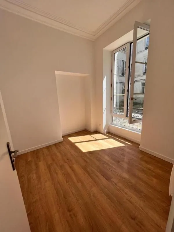 Location Rueil-Malmaison Appartement 6a17807047df
