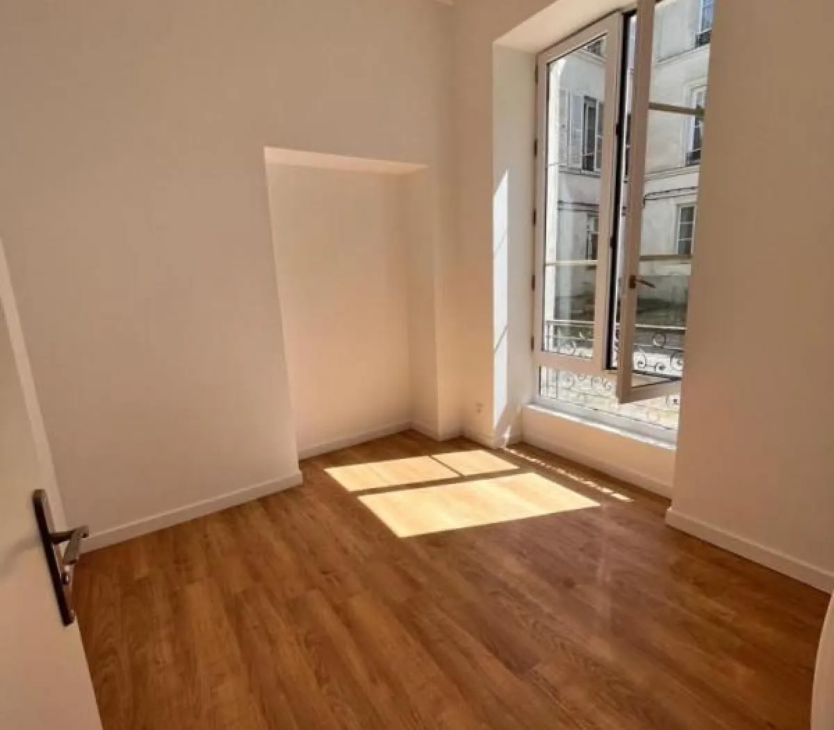 Location Rueil-Malmaison Appartement 6a17807047df