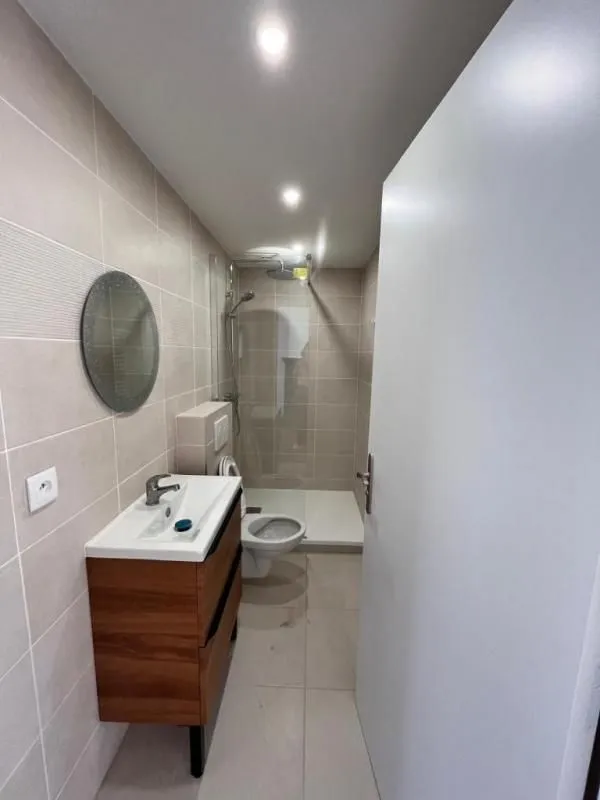 Location Rueil-Malmaison Appartement 6a17807047df