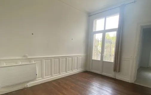Location Tours Appartement 6a1810e3b881