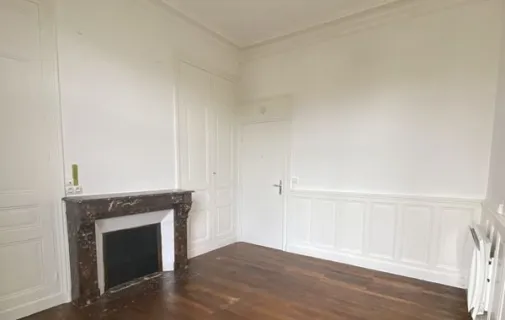 Location Tours Appartement 6a1810e3b881