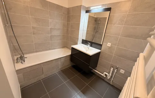 Location Le Plessis-Robinson Appartement 6a19cde71ea4
