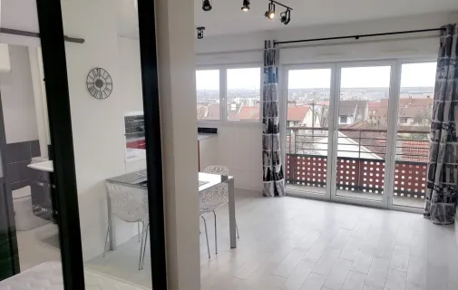 Location Rueil-Malmaison Appartement 6a1bfe12a86f