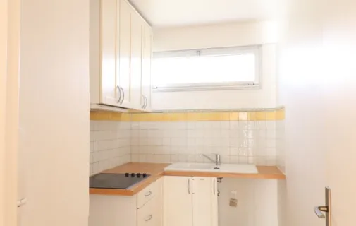 Location Courbevoie Appartement 6a1c004f807c