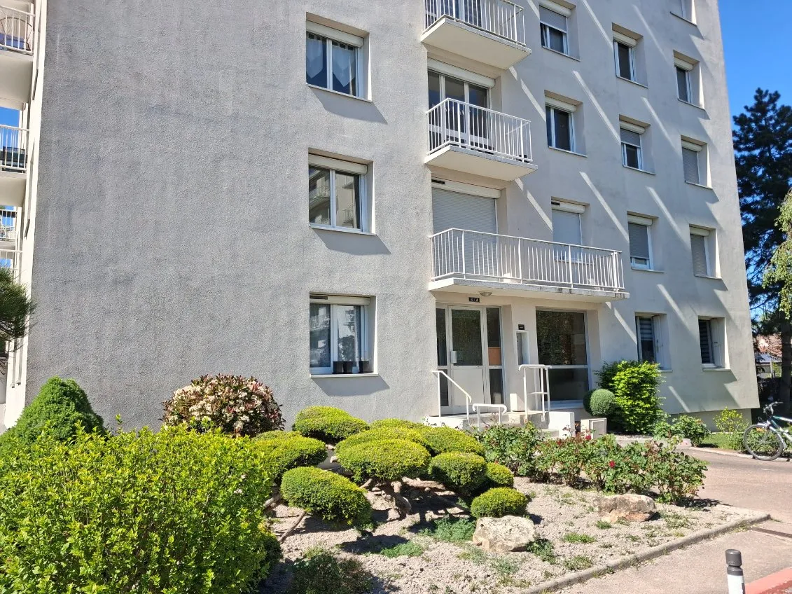 Location Troyes Appartement 6a1c59f4f3ca