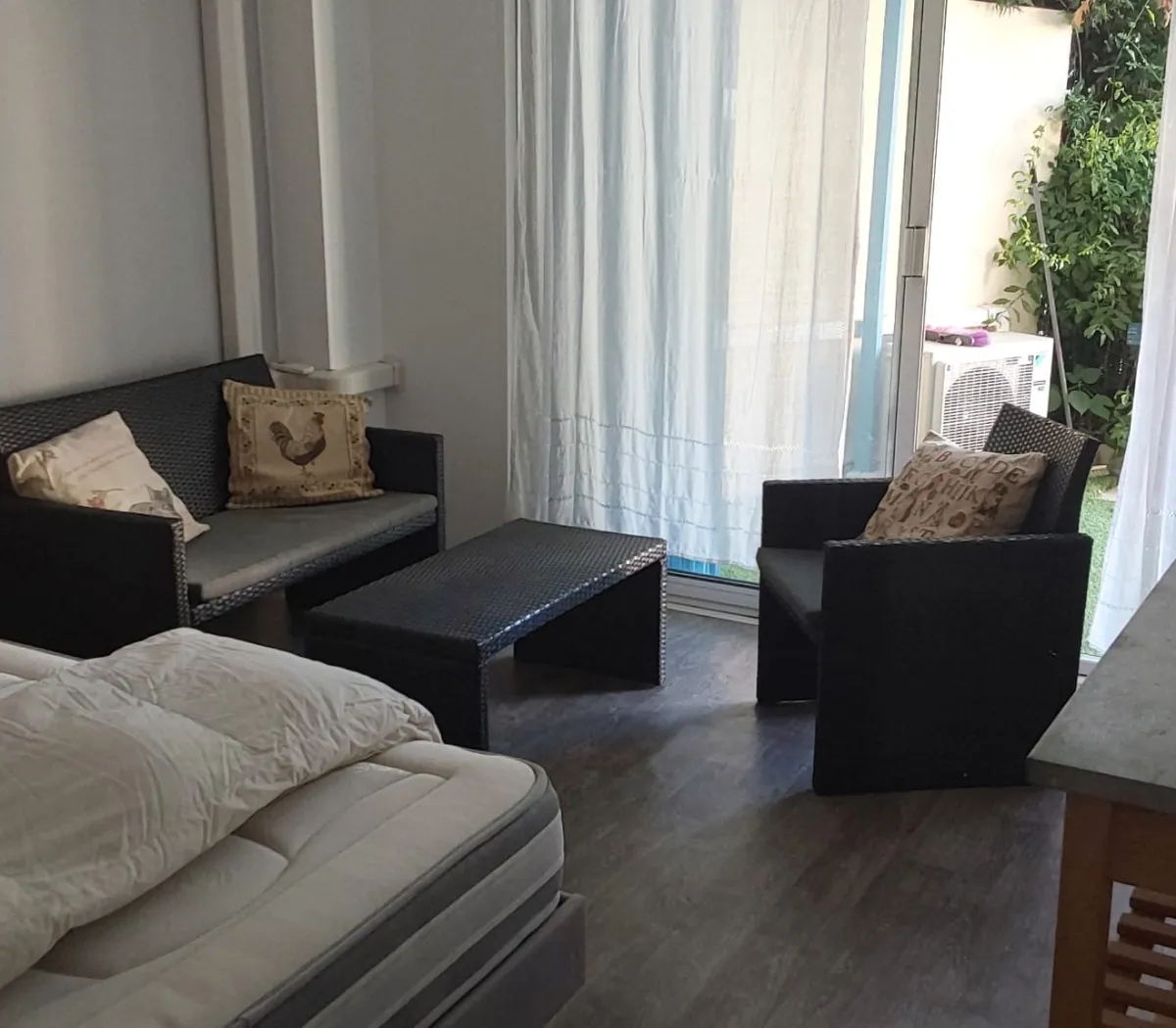 Location Cassis Appartement 6a1c73836044