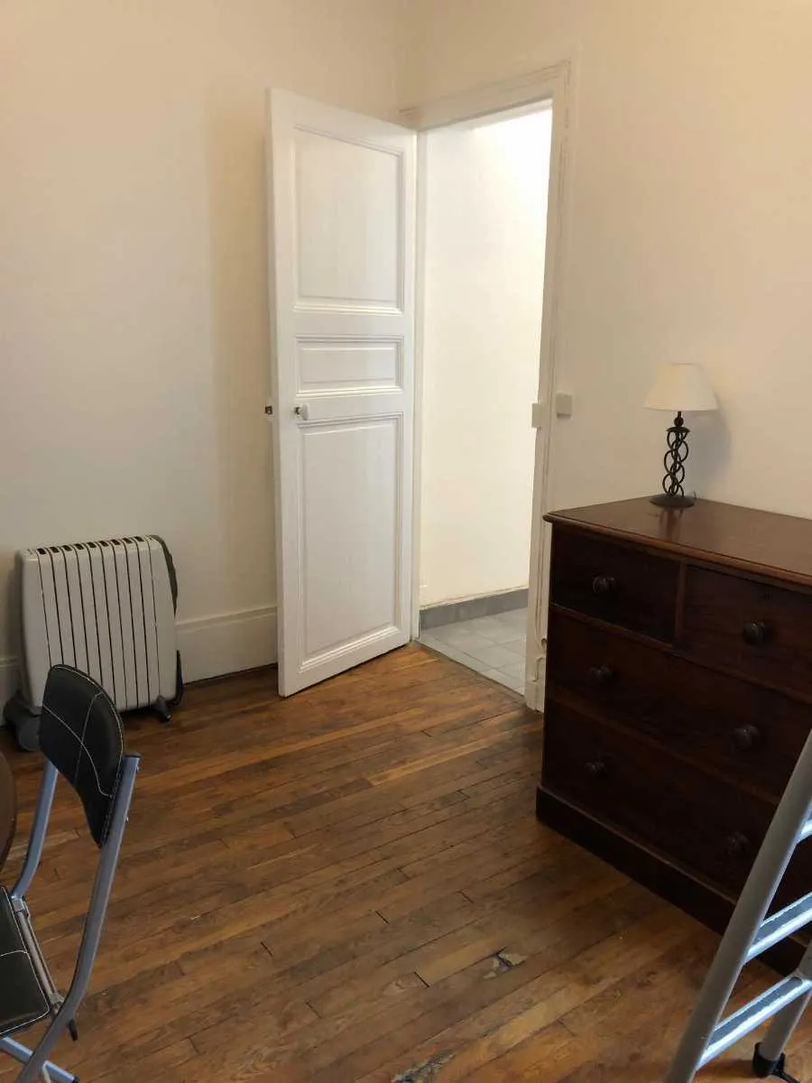 Location Paris Appartement 6a1cd4b5d67e