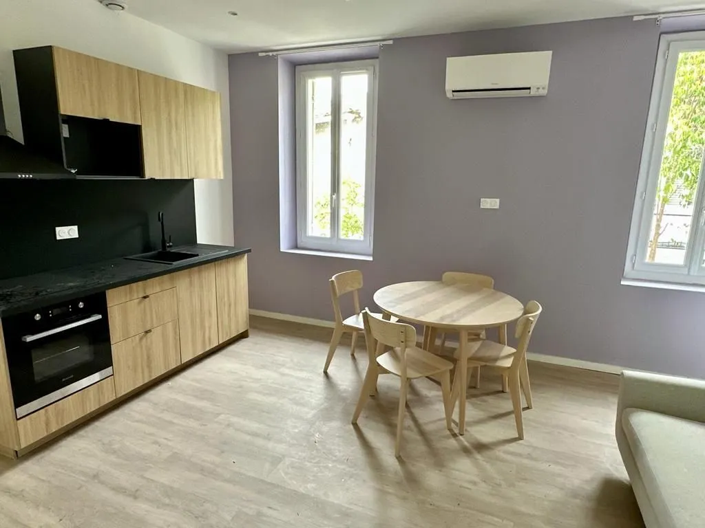 Location Marseille Appartement 6a1cd9c0e18a