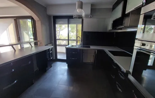 Location Toulon Appartement 6a1d2d5dddad
