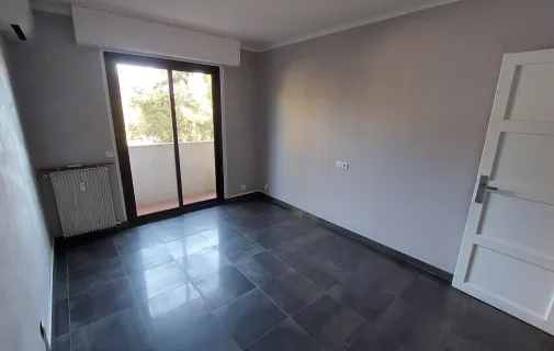 Location Toulon Appartement 6a1d2d5dddad