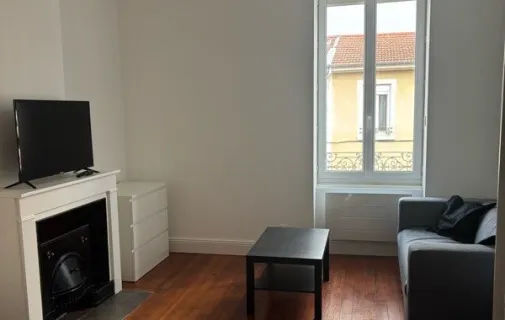 Location Villeurbanne Appartement 6a1d5cb55ea6
