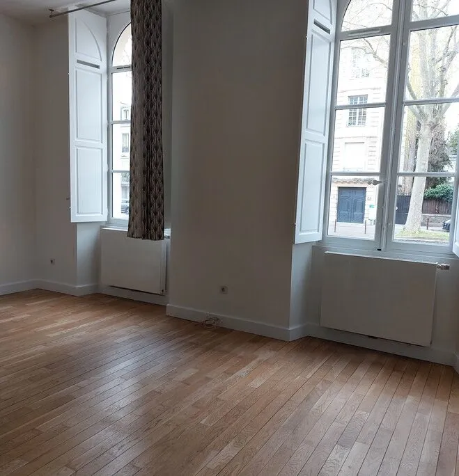 Location Versailles Appartement 6a1d823d00cc