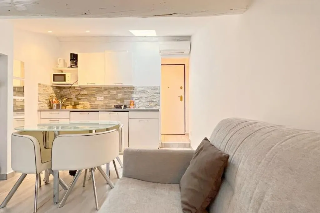Location Nice Appartement 6a1d85fc4bbd
