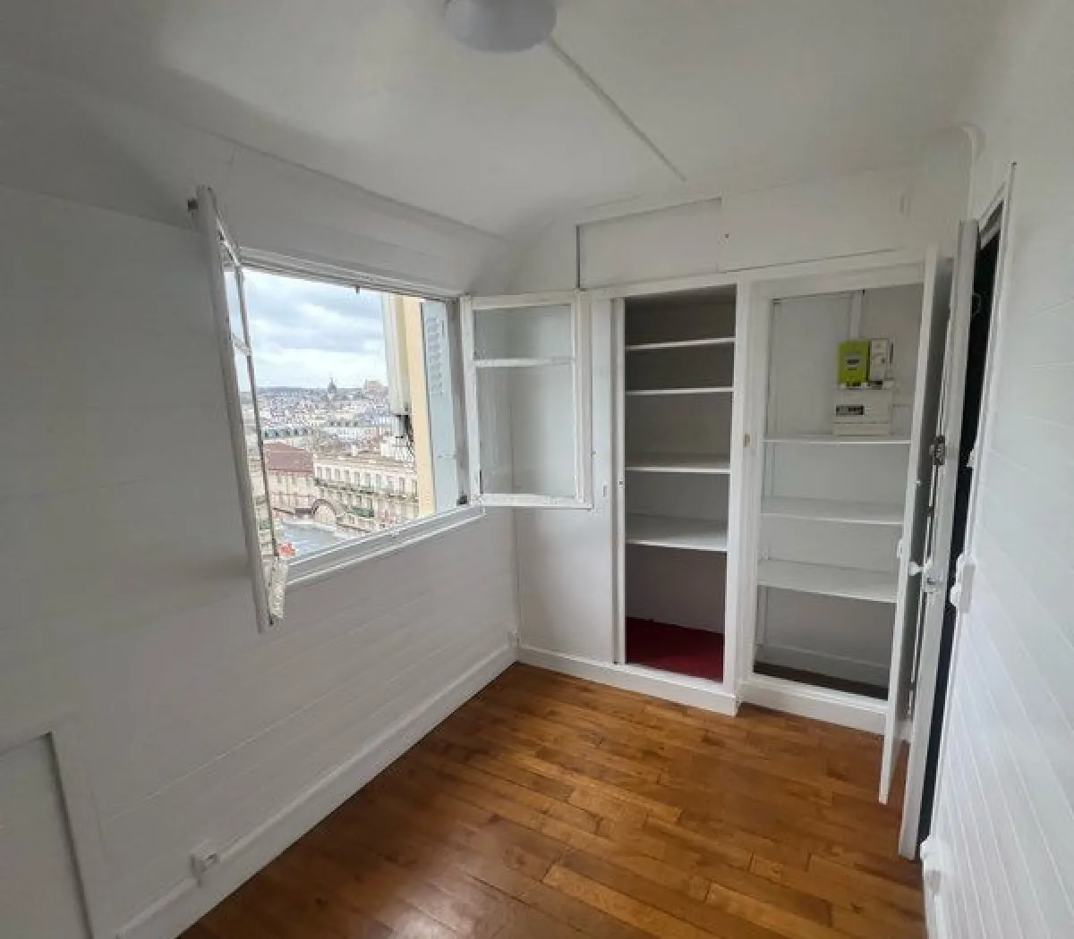 Location Versailles Appartement 6a2043464130