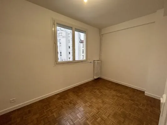 Location Issy-les-Moulineaux Appartement 6a2046cd6f19