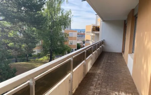 Location Clermont-Ferrand Appartement 6a21a04575c4