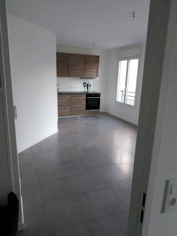 Location Rosny-sous-Bois Appartement 6a22764124ea