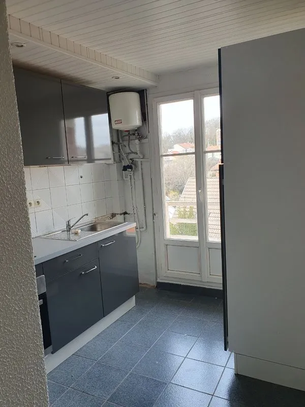 Location Fontenay-sous-Bois Appartement 6a2278e0664f