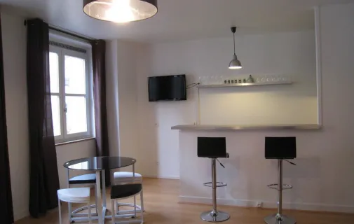 Location Paris Appartement 6a2286c5423d