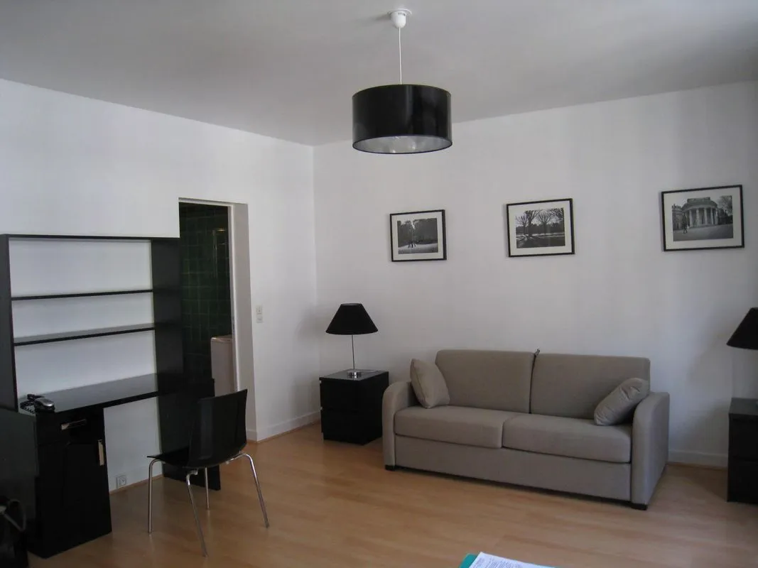 Location Paris Appartement 6a2286c5423d