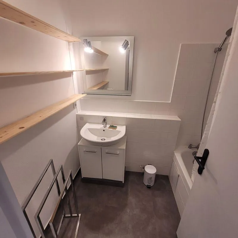 Location Villeurbanne Appartement 6a228f5a13d3