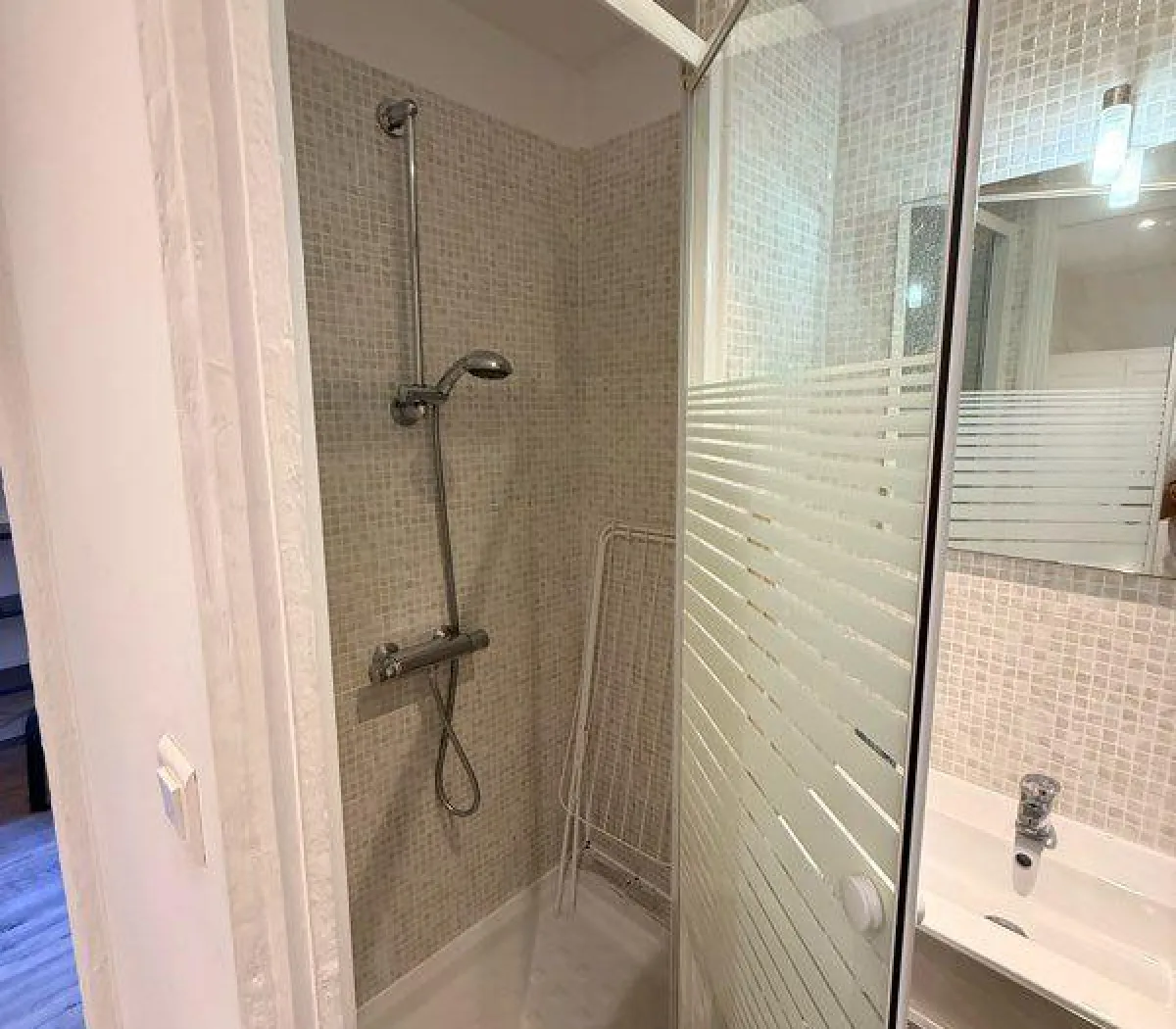 Location Aix-en-Provence Appartement 6a2291eb4e89