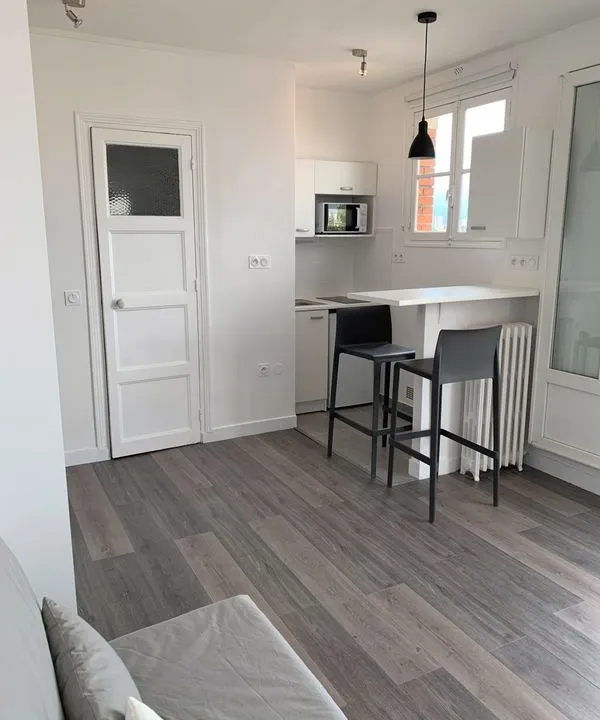Location Clichy Appartement 6a22a6f59c3f