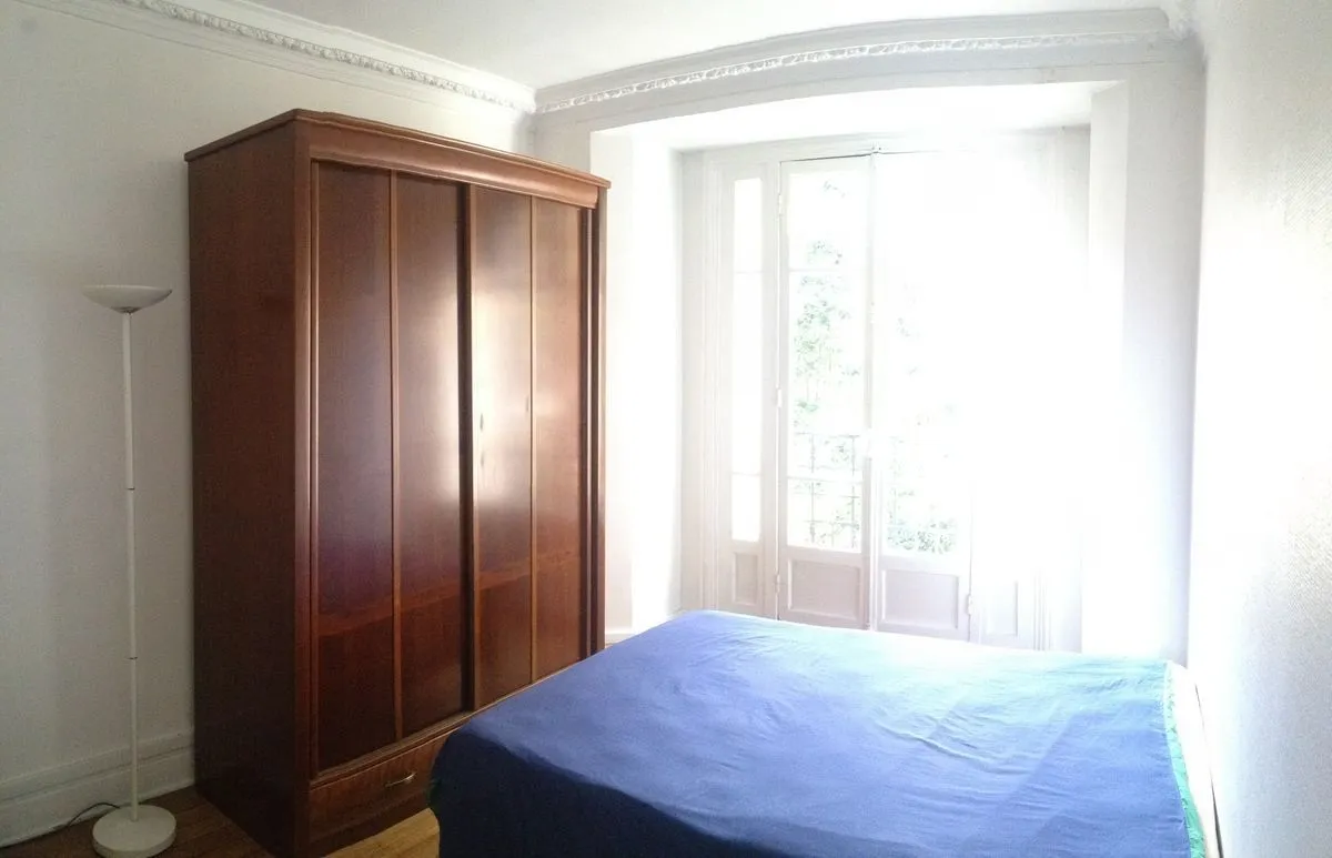 Location Issy-les-Moulineaux Appartement 6a22c9555be3