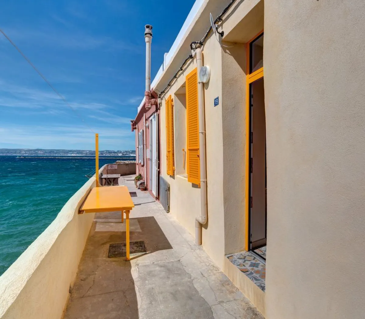 Location Marseille Appartement 6a2357c1655a