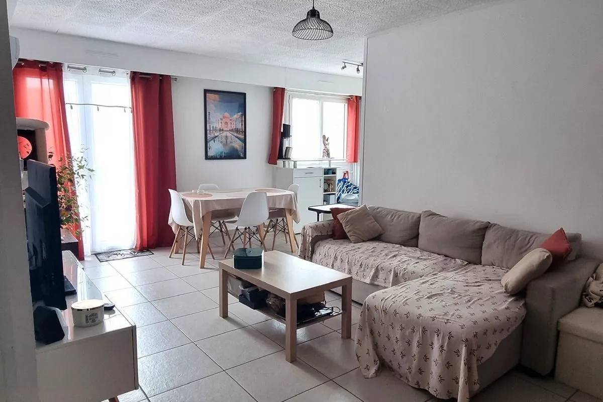 Location Marseille Appartement 6a24b39b7654