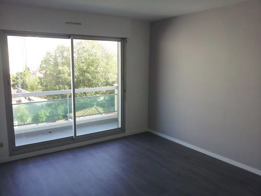 Location Bordeaux Appartement 6a259eded83e
