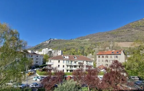 Location Grenoble Appartement 6a25c4ea4a9f