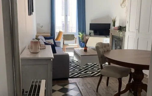 Location Villeurbanne Appartement 6a25c5057727
