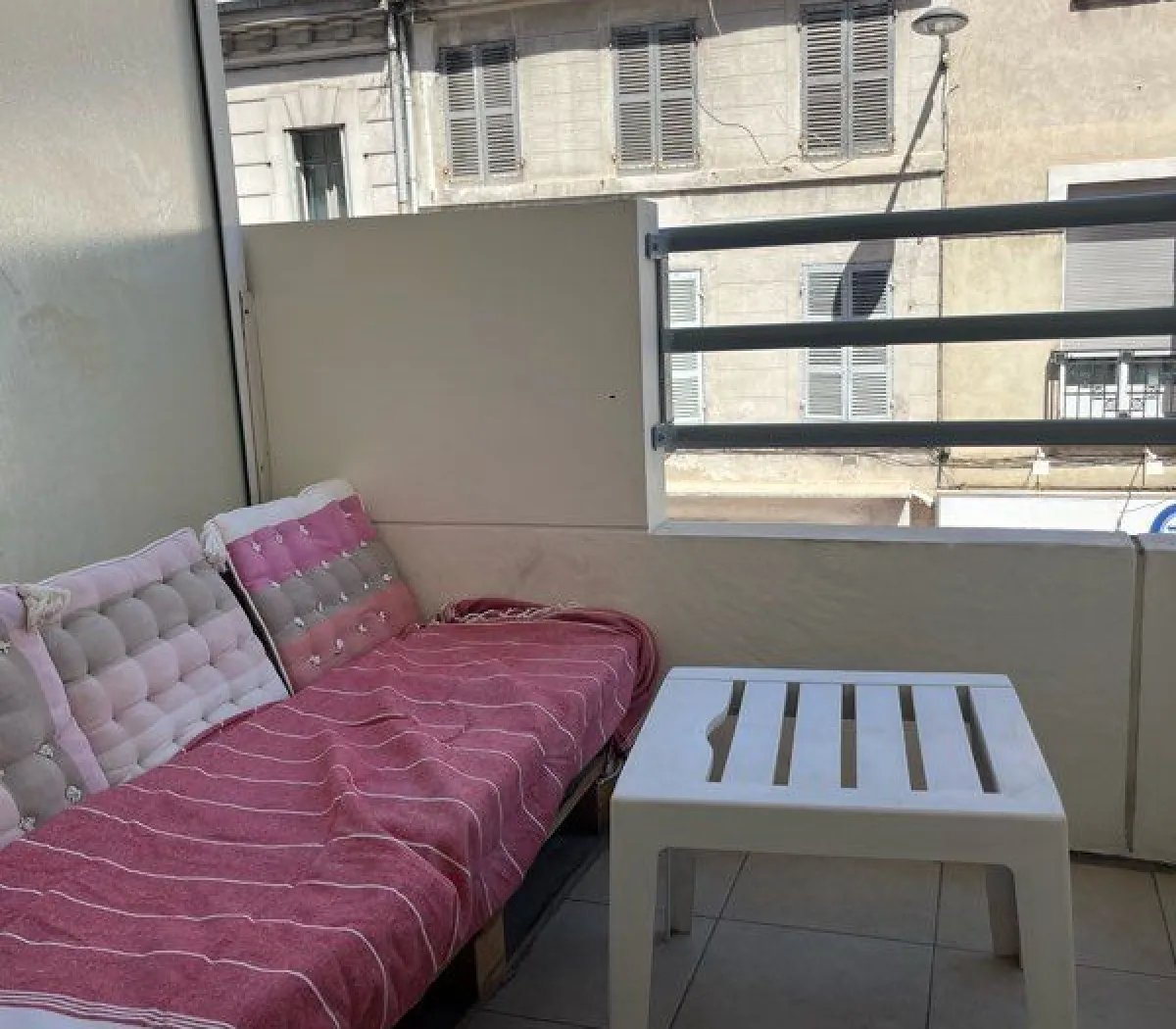 Location Marseille Appartement 6a25cd9239eb