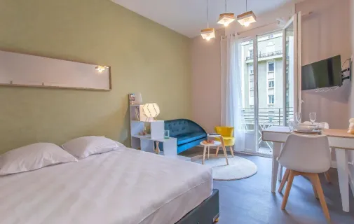 Location Grenoble Appartement 6a25e8224035